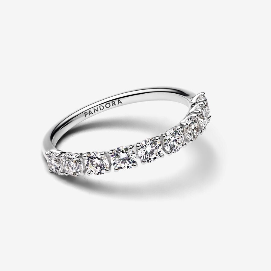 Anel de Banda Radiante com Moissanite [ENCOMENDA]