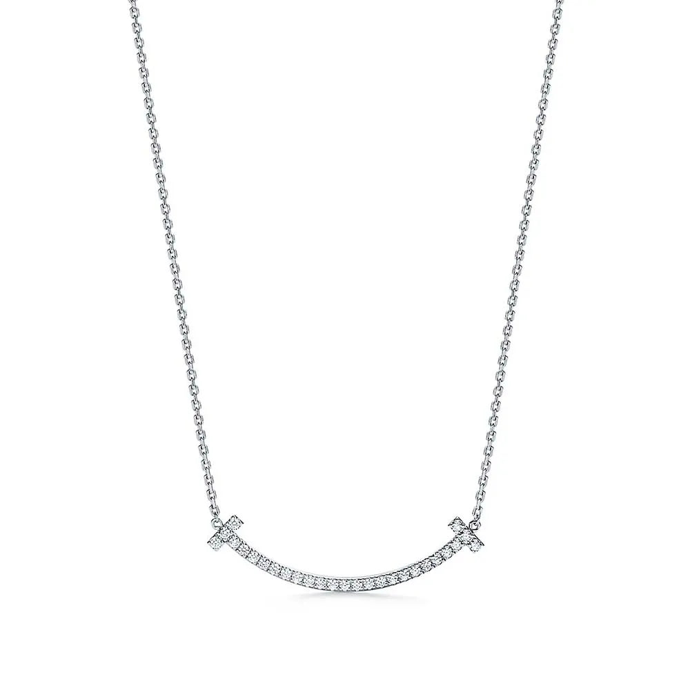 Colar Smile T com Brilhantes - Medio [ENCOMENDA]