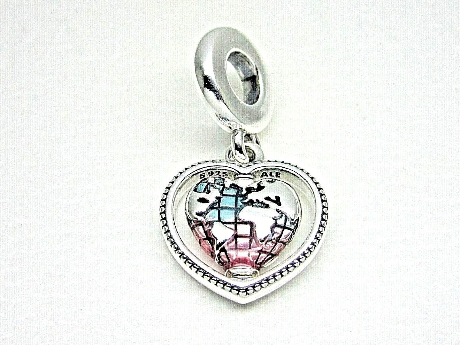 Charm Pendente Globo de Coracao [ENCOMENDA]