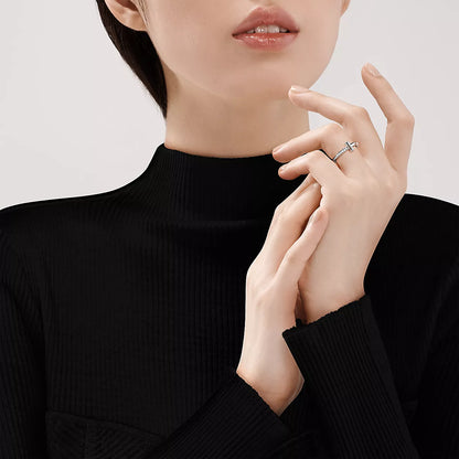 Anel - T1 Ring em Ouro Branco com Diamantes
